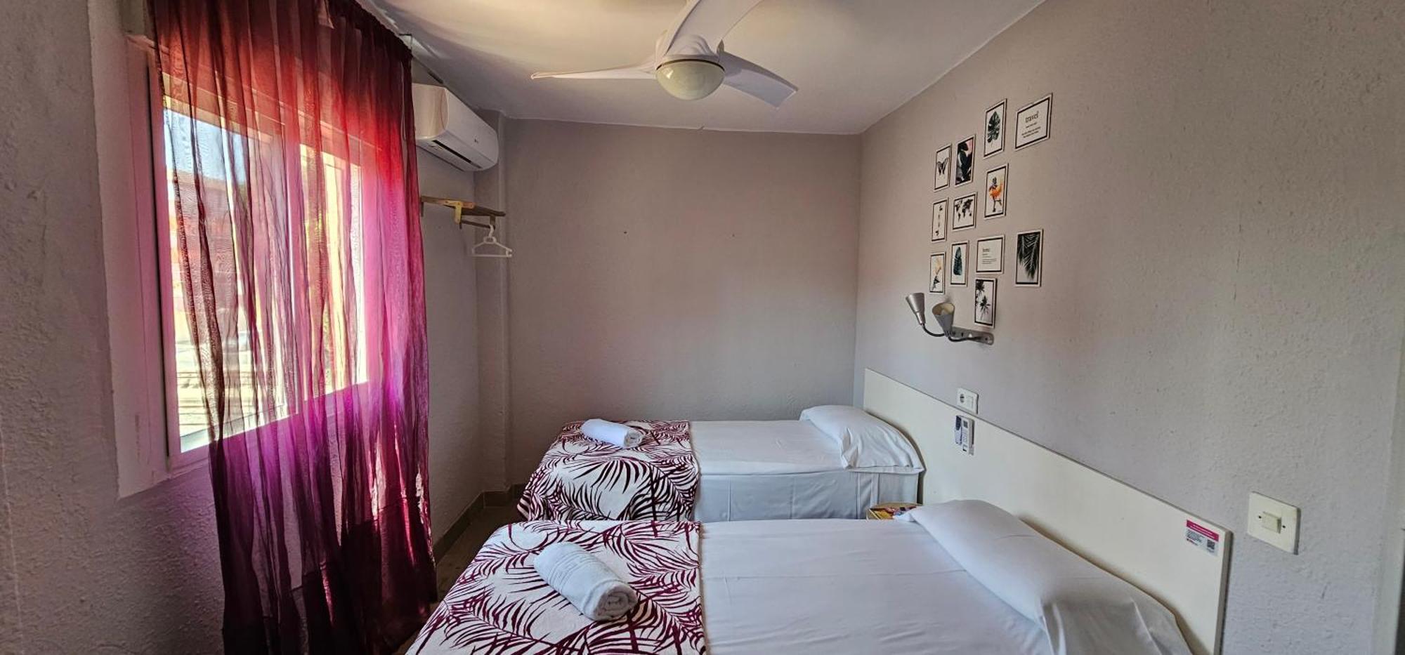 Hostal La Cabana Salou Dış mekan fotoğraf