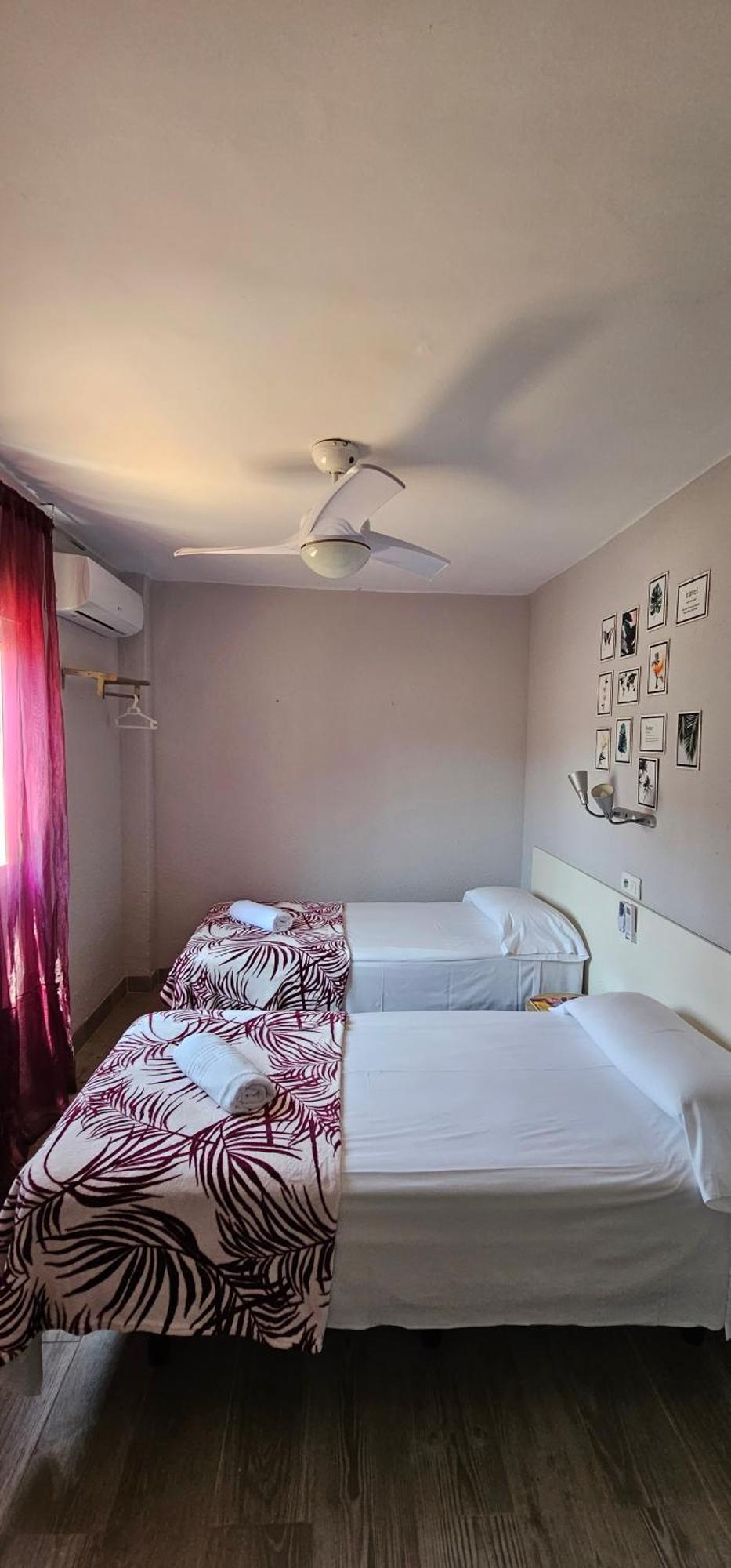 Hostal La Cabana Salou Dış mekan fotoğraf